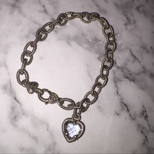 Judith Ripka silver bracelet w/Purple crystal. EUC